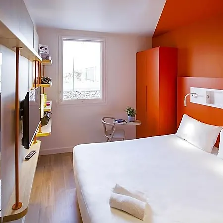 Hotel Ibis Budget - La Glacerie