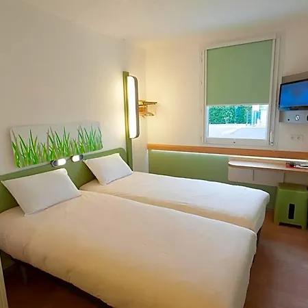 Hotel Ibis Budget - La Glacerie 3*