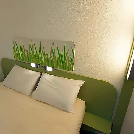 Hotel Ibis Budget - La Glacerie 3*
